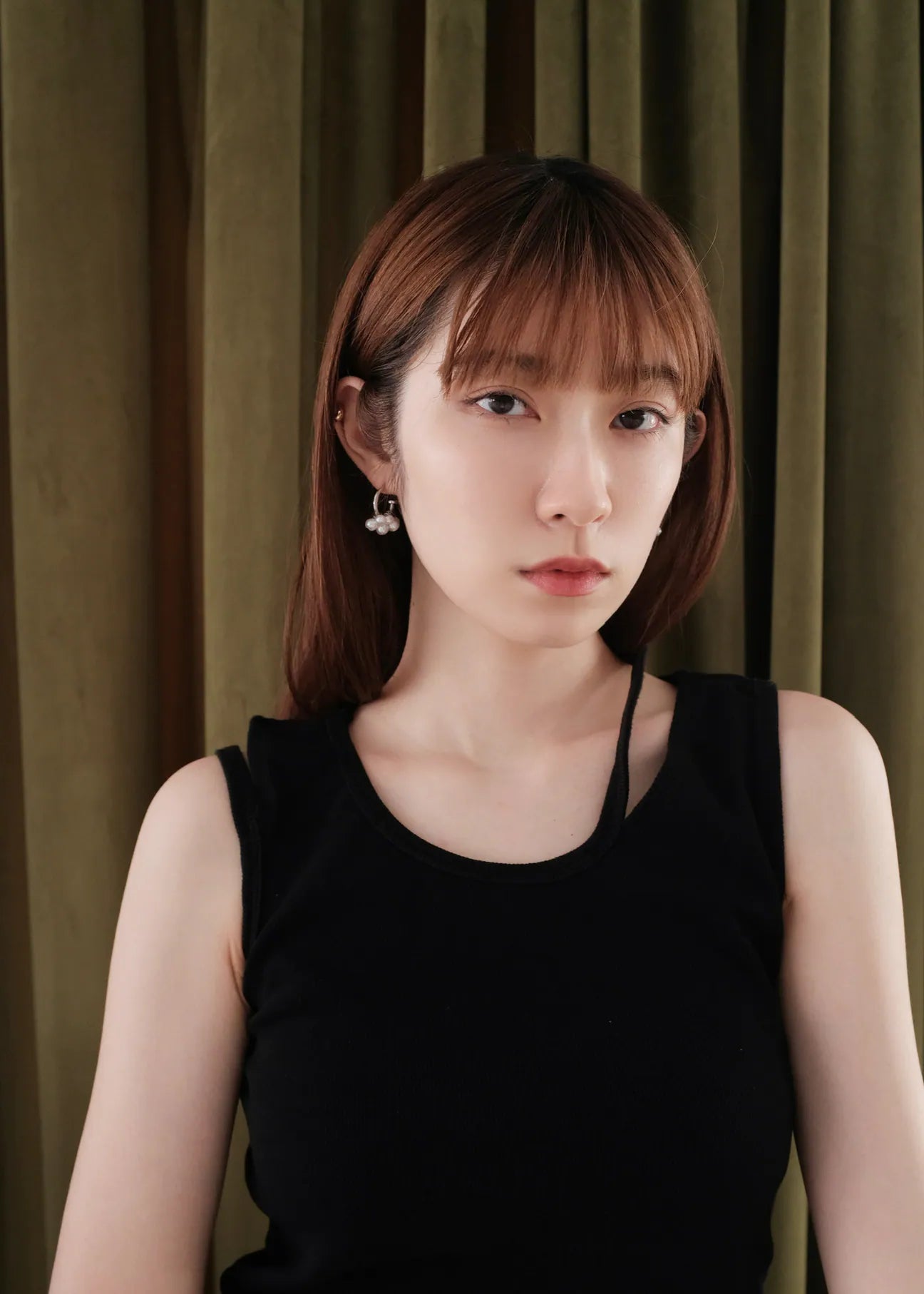 Earrings B99