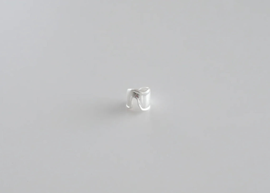 Earcuff B52