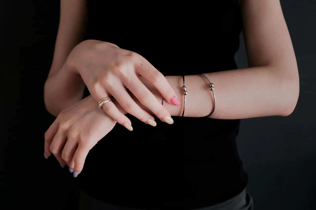Basic Bangle B16