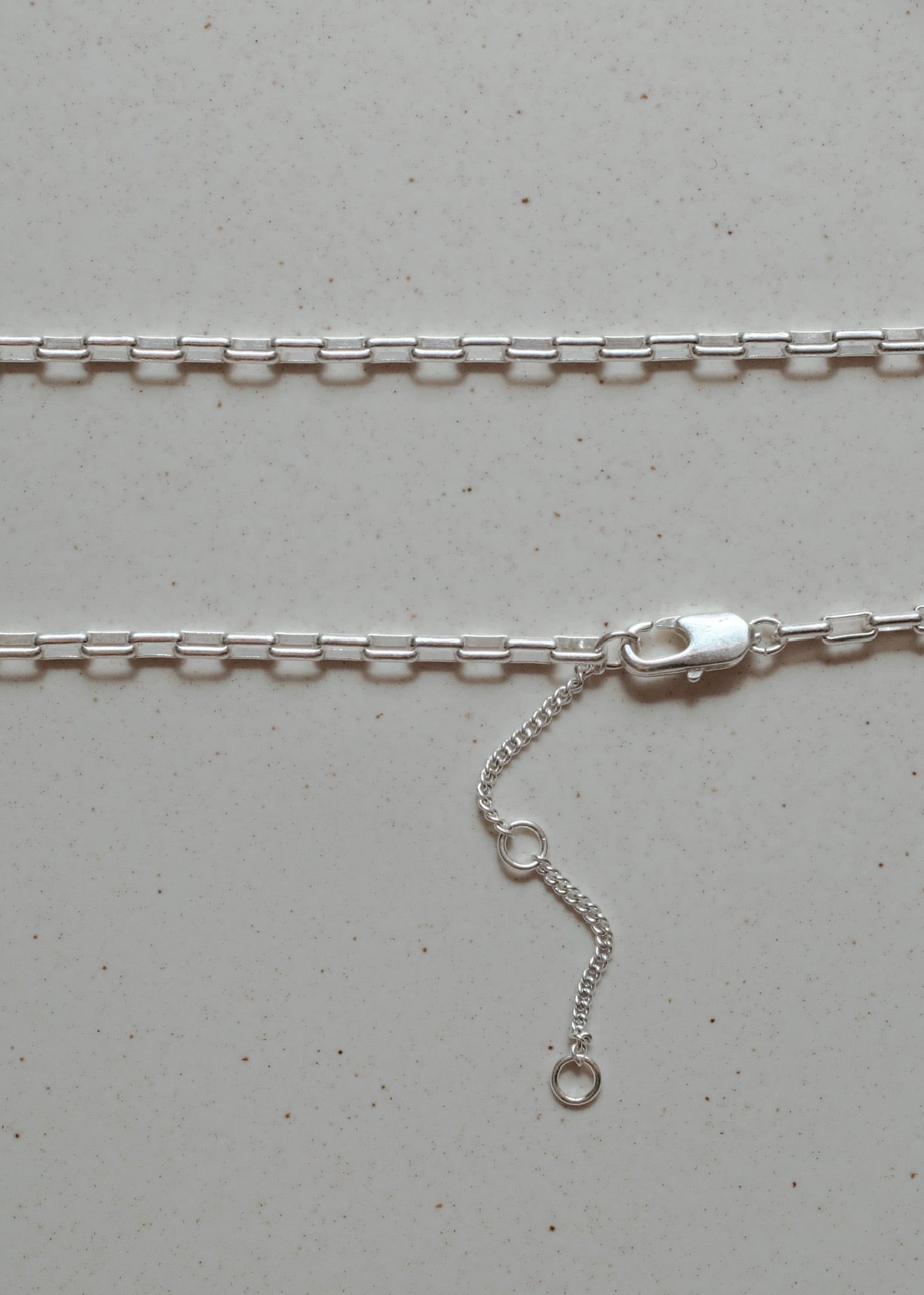 Basic Necklace B21