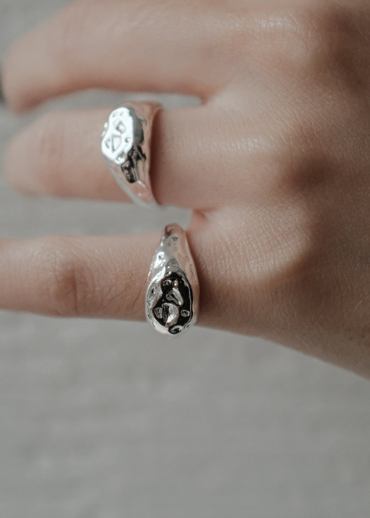 Ring B84