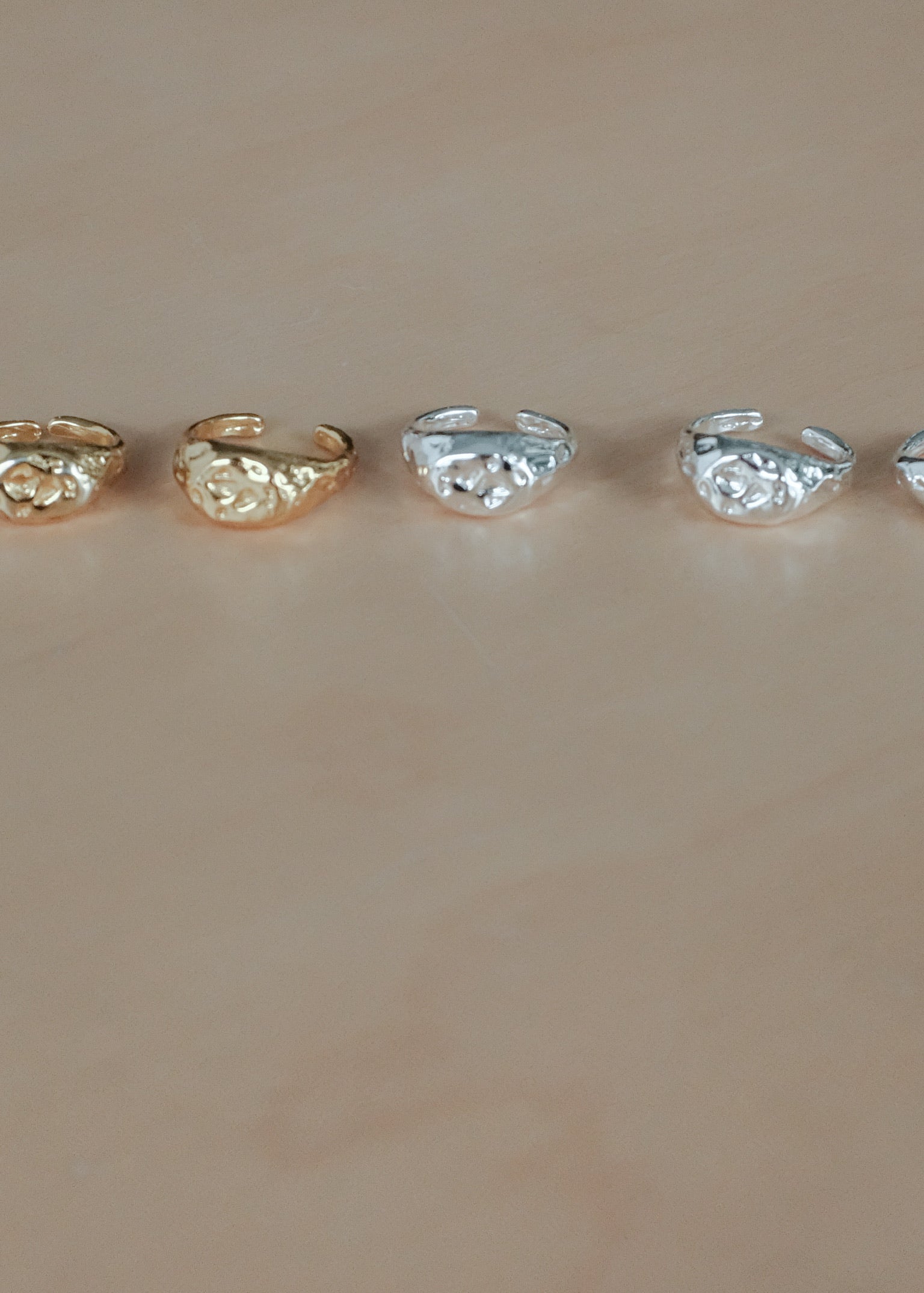 Ring B84