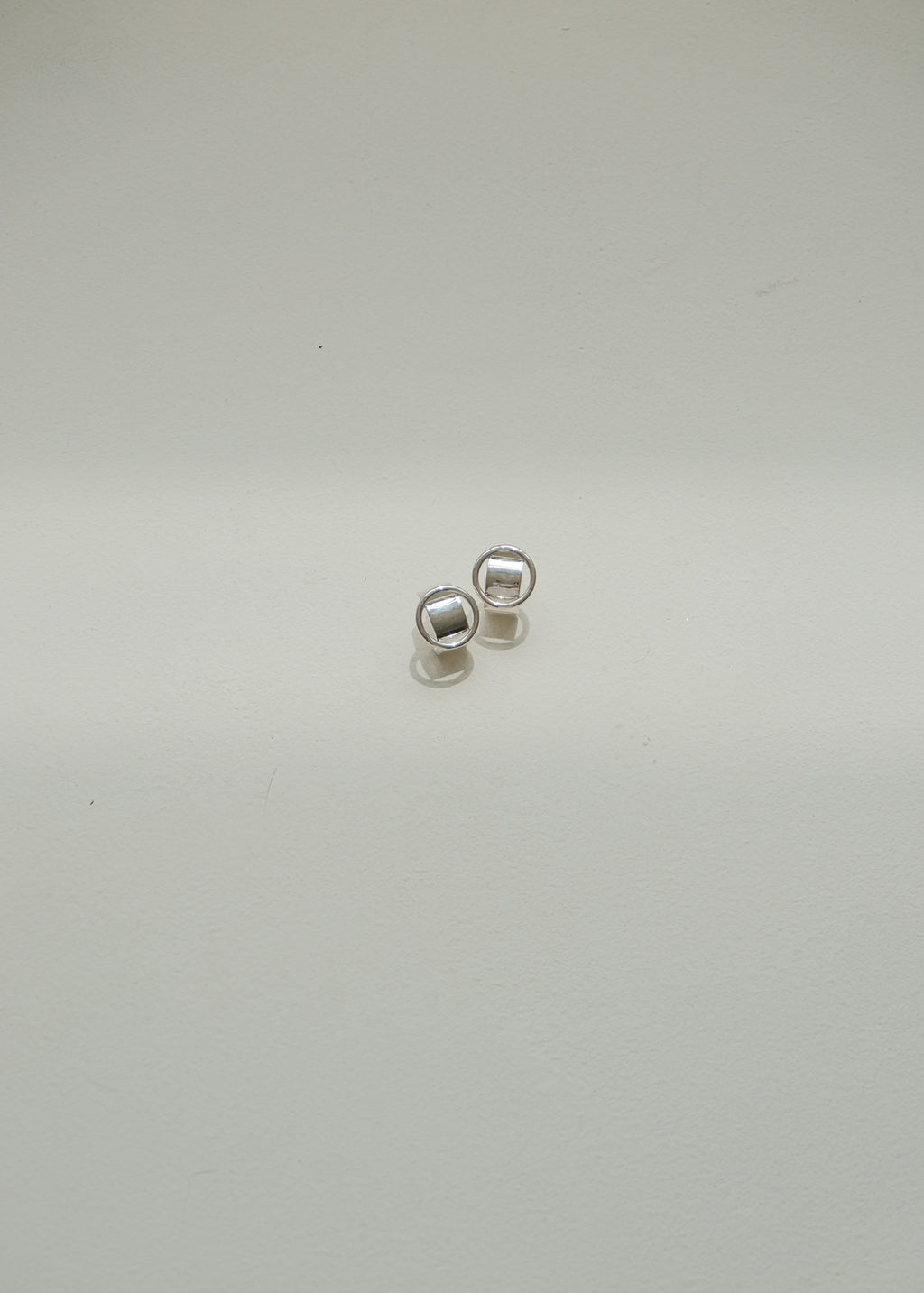 O Series — EARRINGS O00