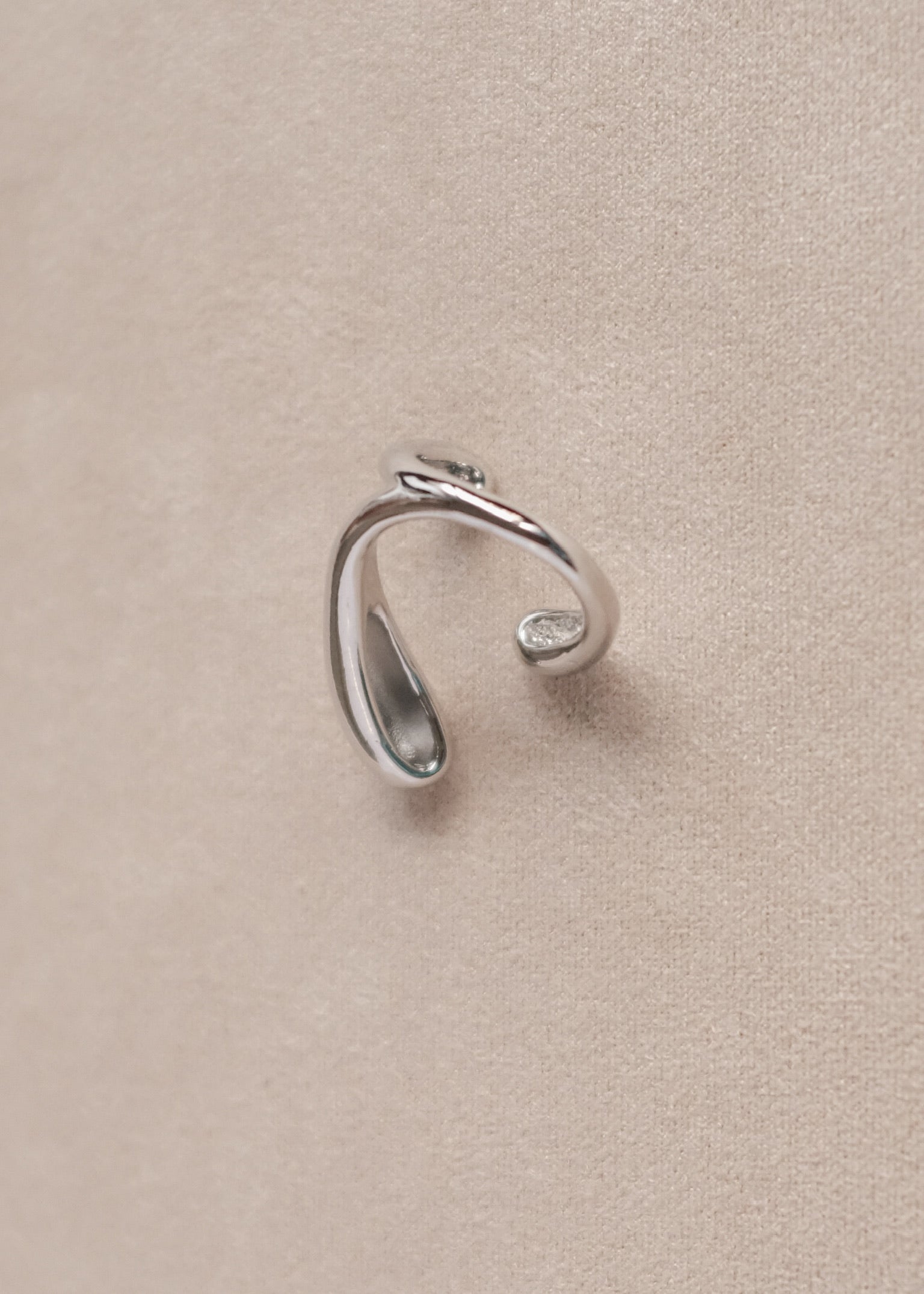 Ring B223