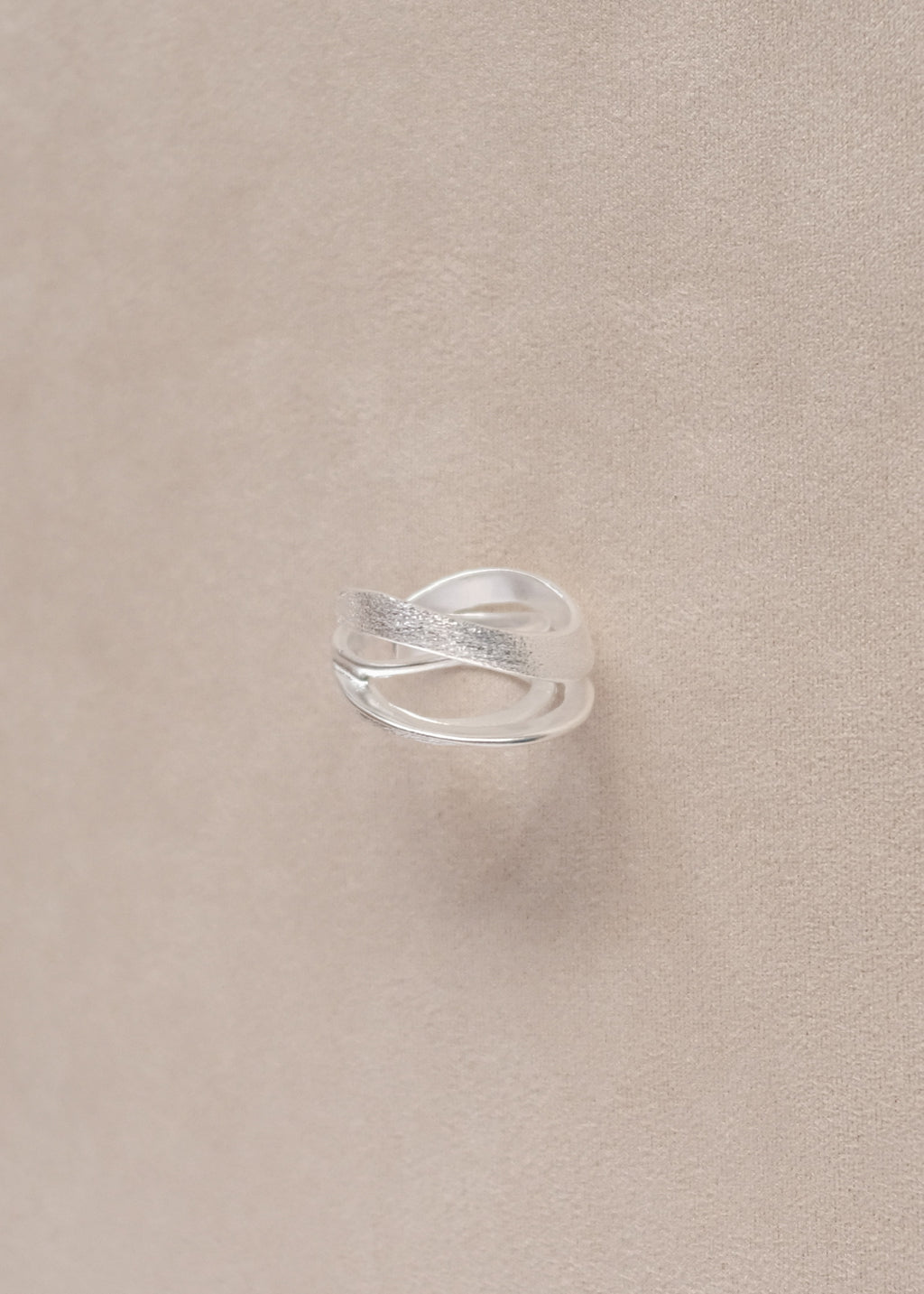 Ring B222