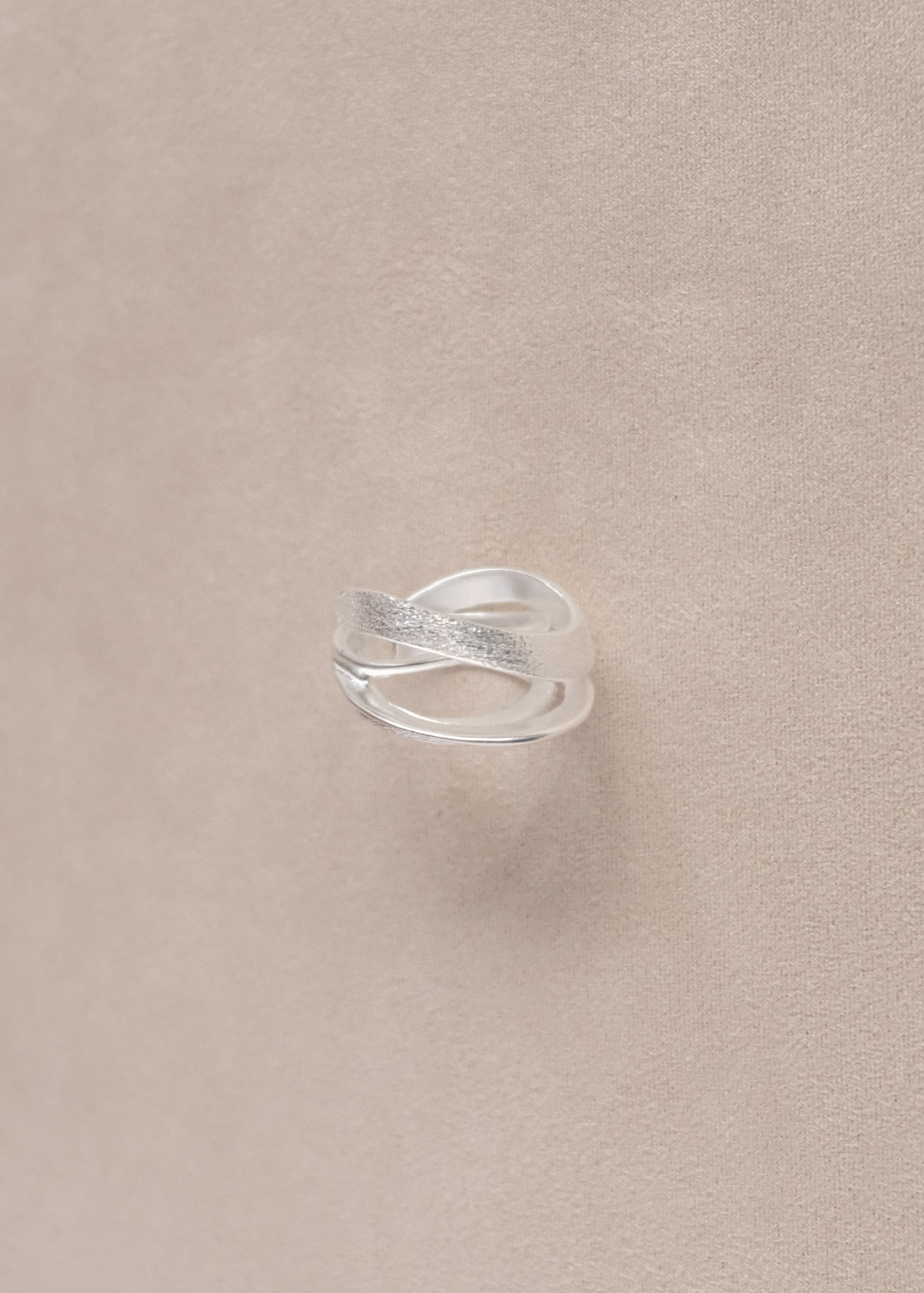 Ring B222