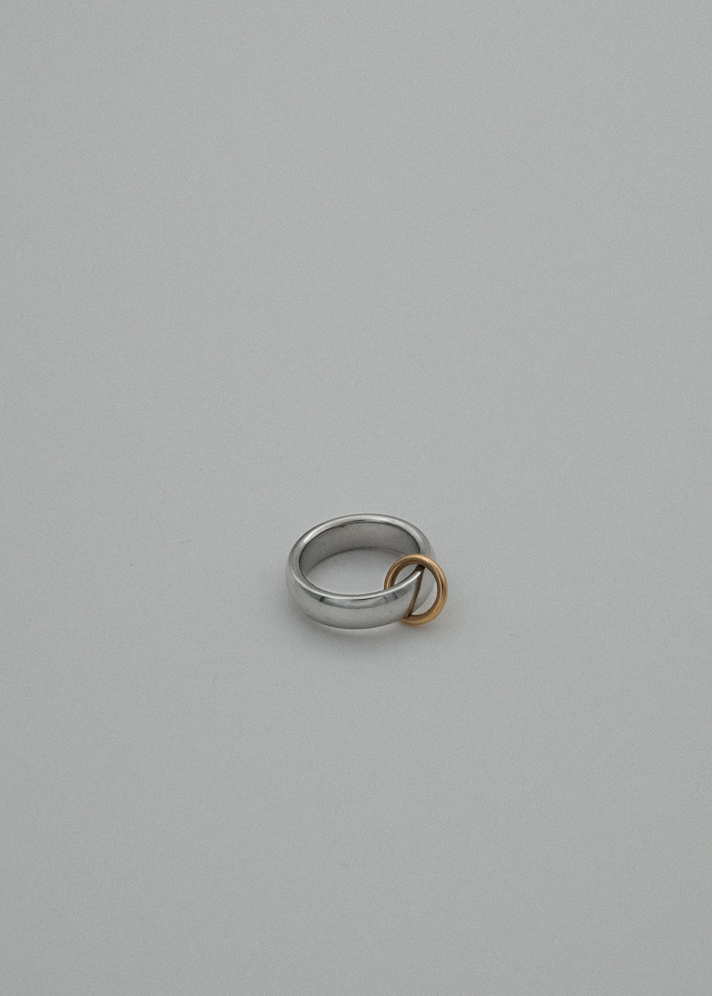 Ring B186