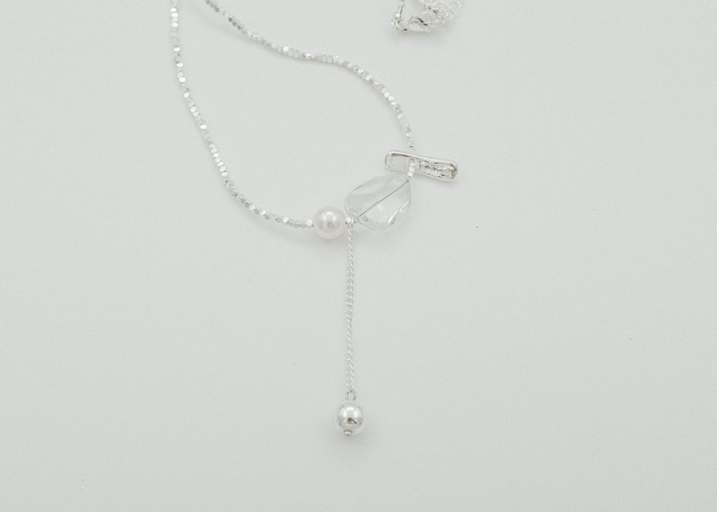 Necklace B211
