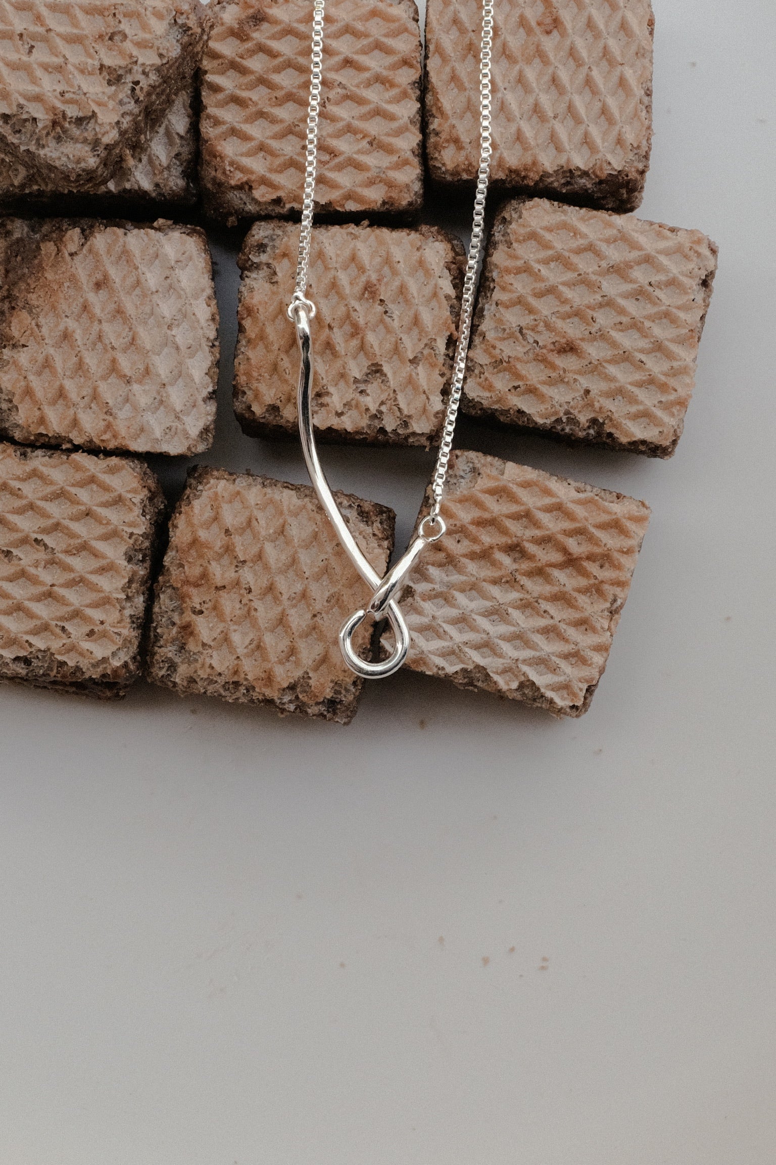 Necklace B182