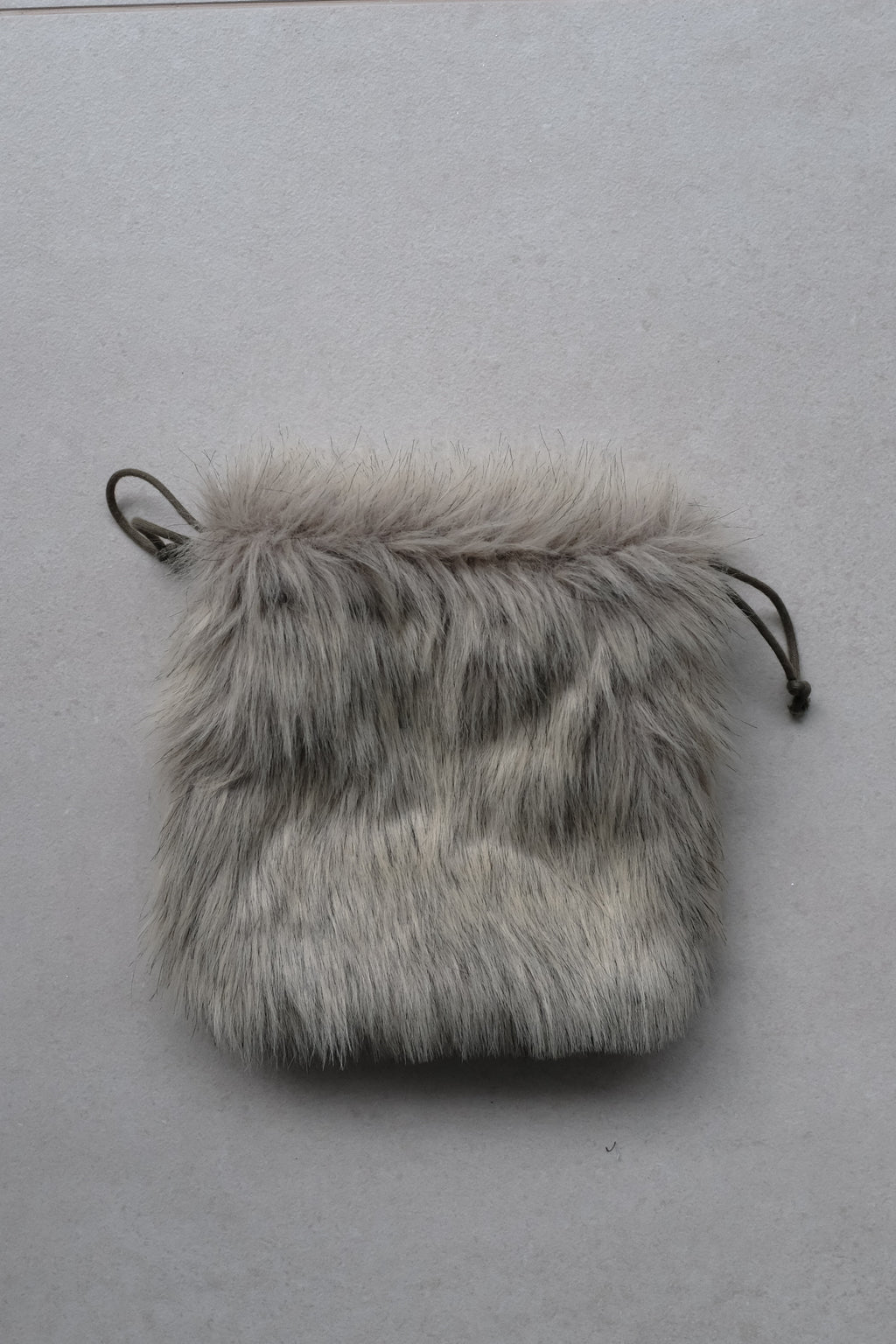 sLo 長毛毛包