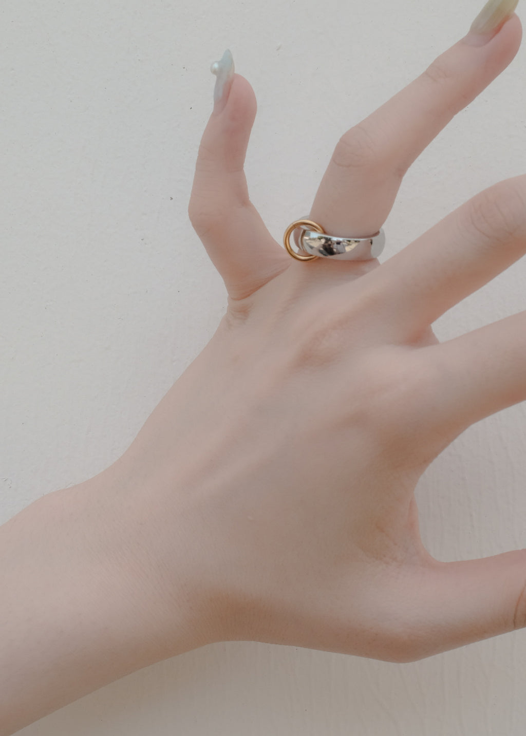 Ring B186