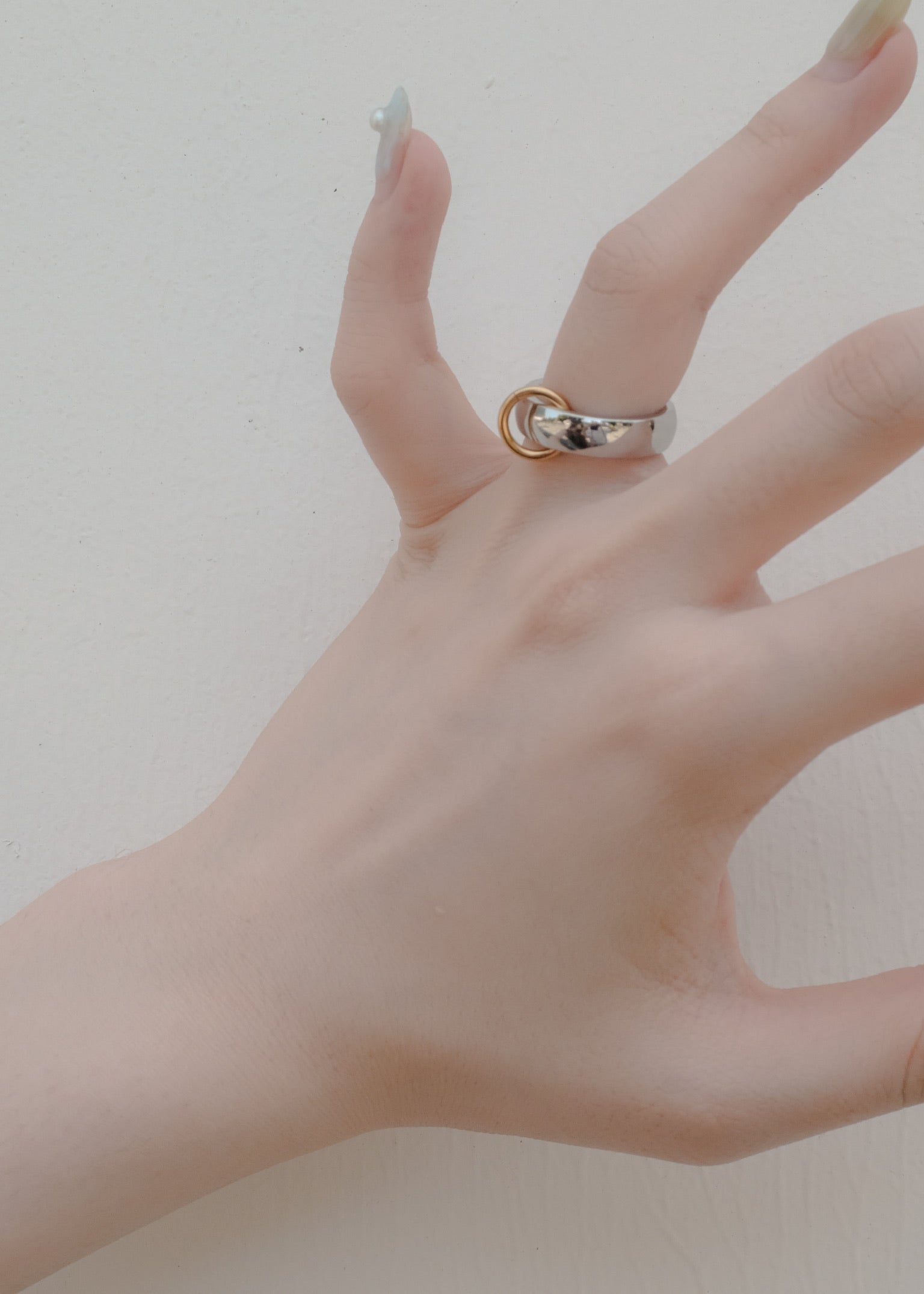 Ring B186