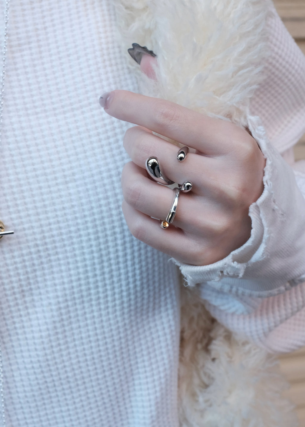 Ring B223