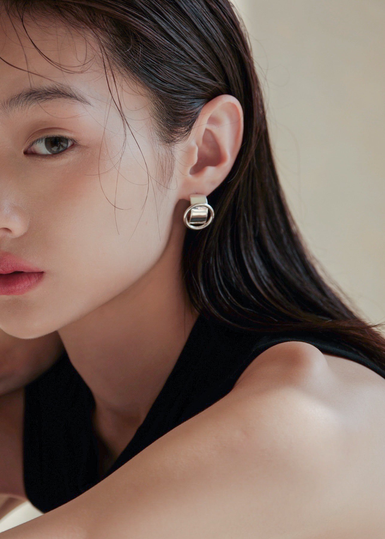 O Series — EARRINGS O00