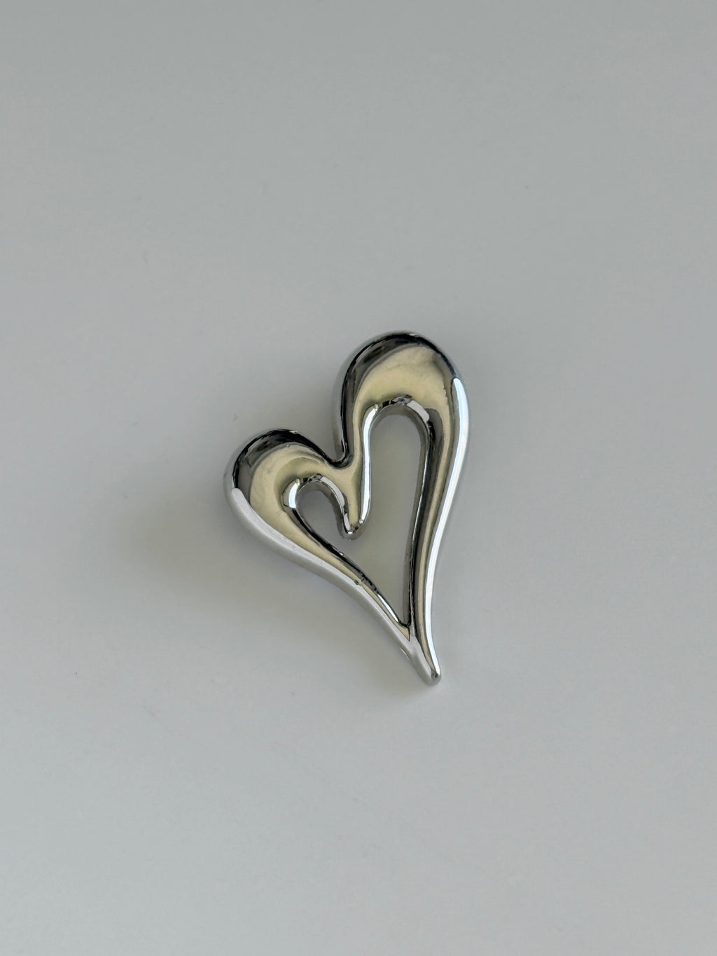 Brooch 002