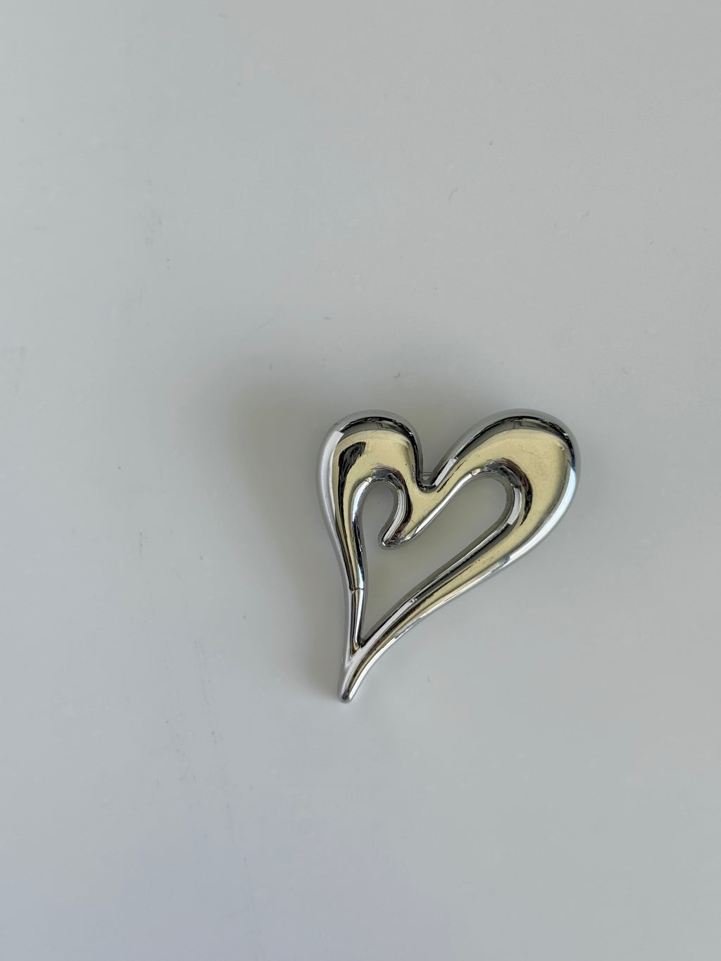 Brooch 002