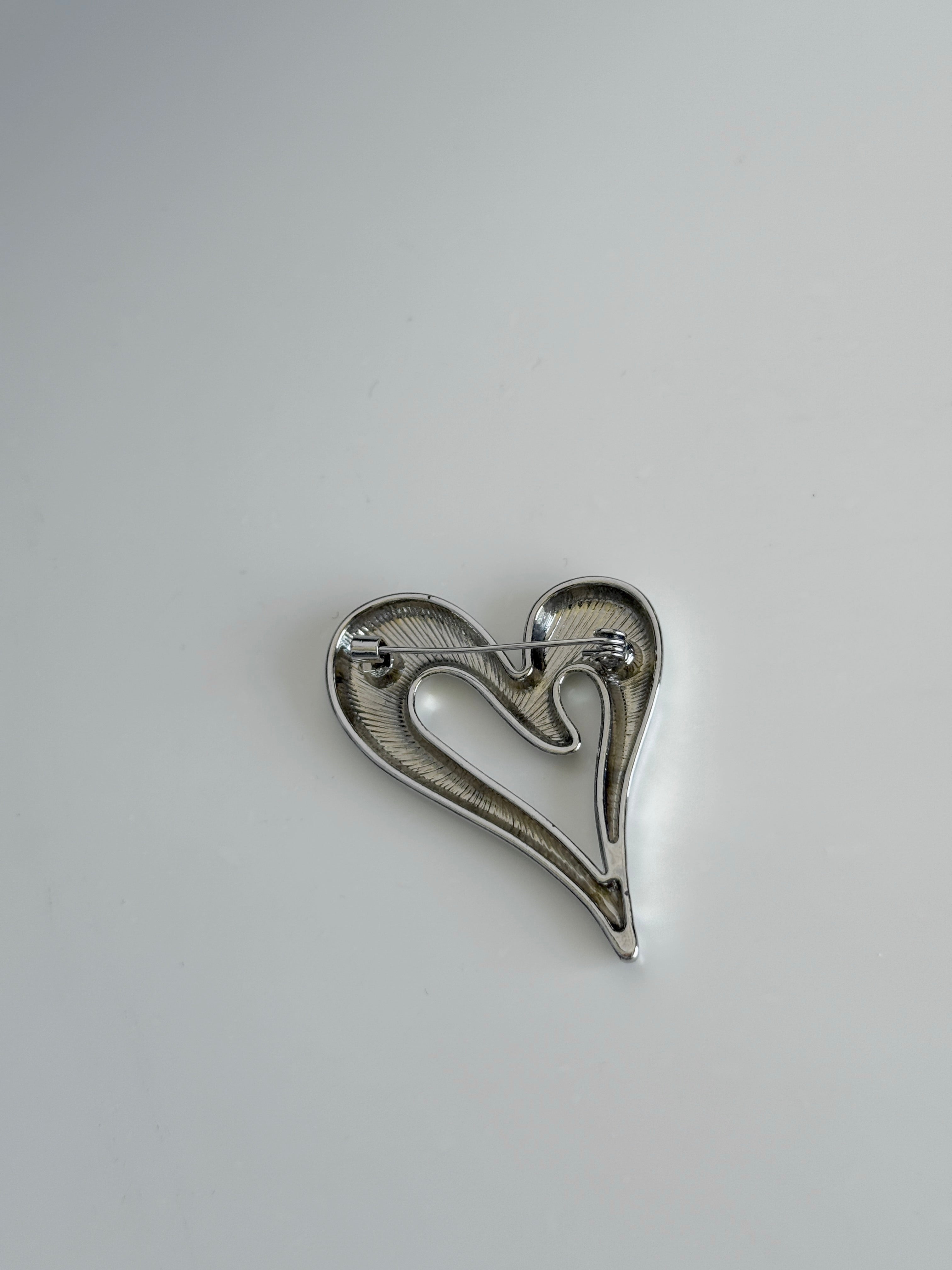Brooch 002