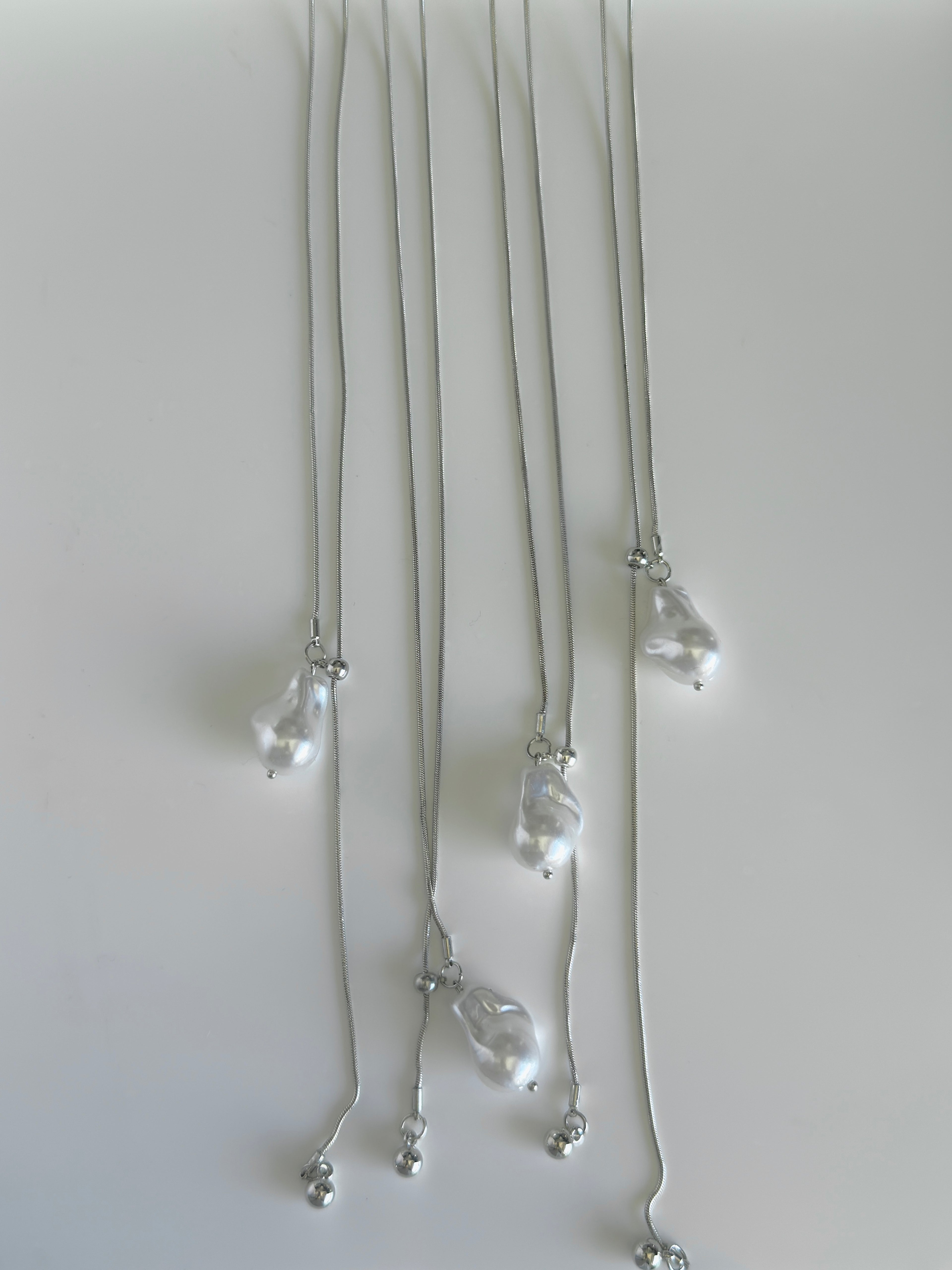 Necklace B189