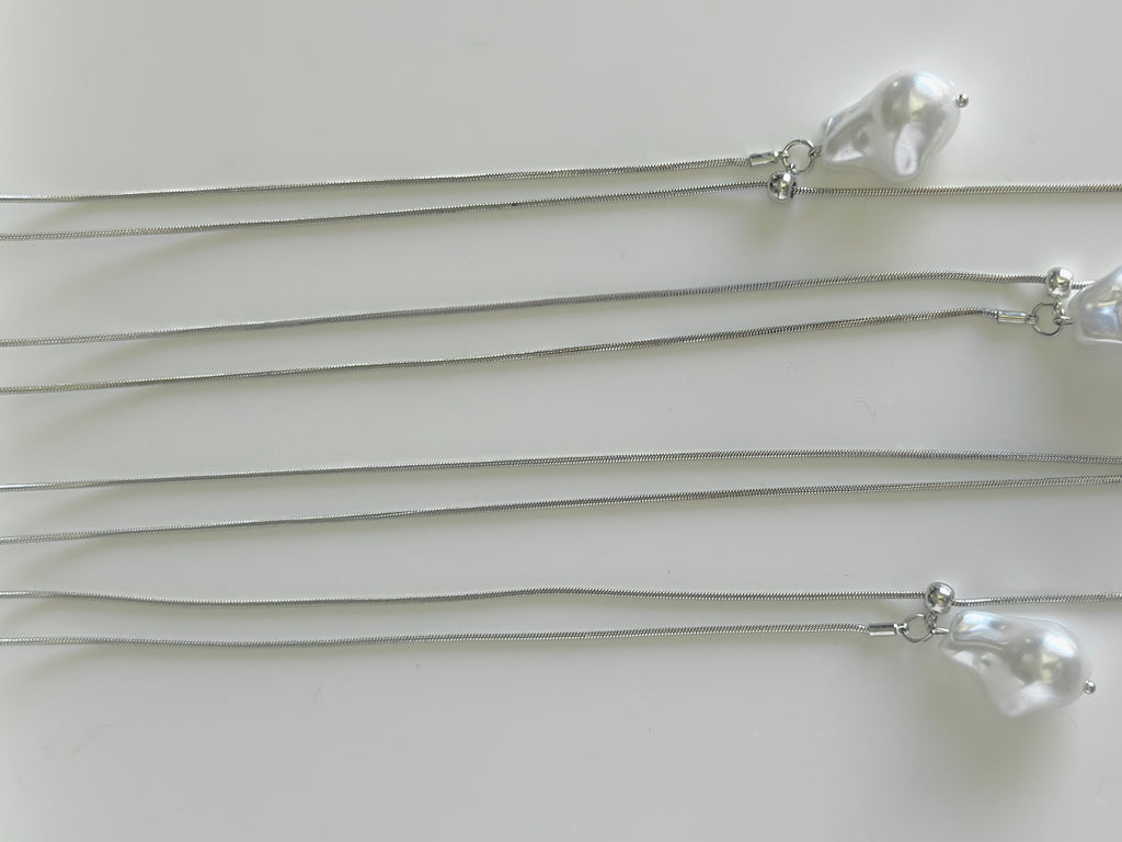Necklace B189