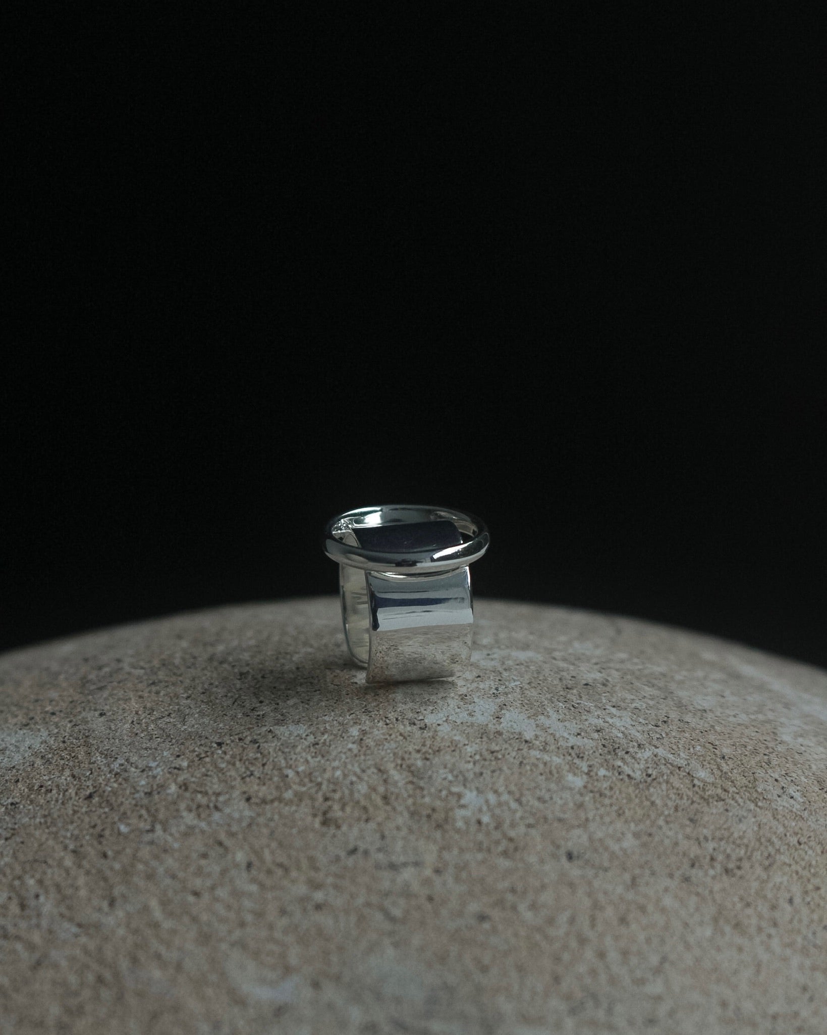 O Series — EARCUFF O00
