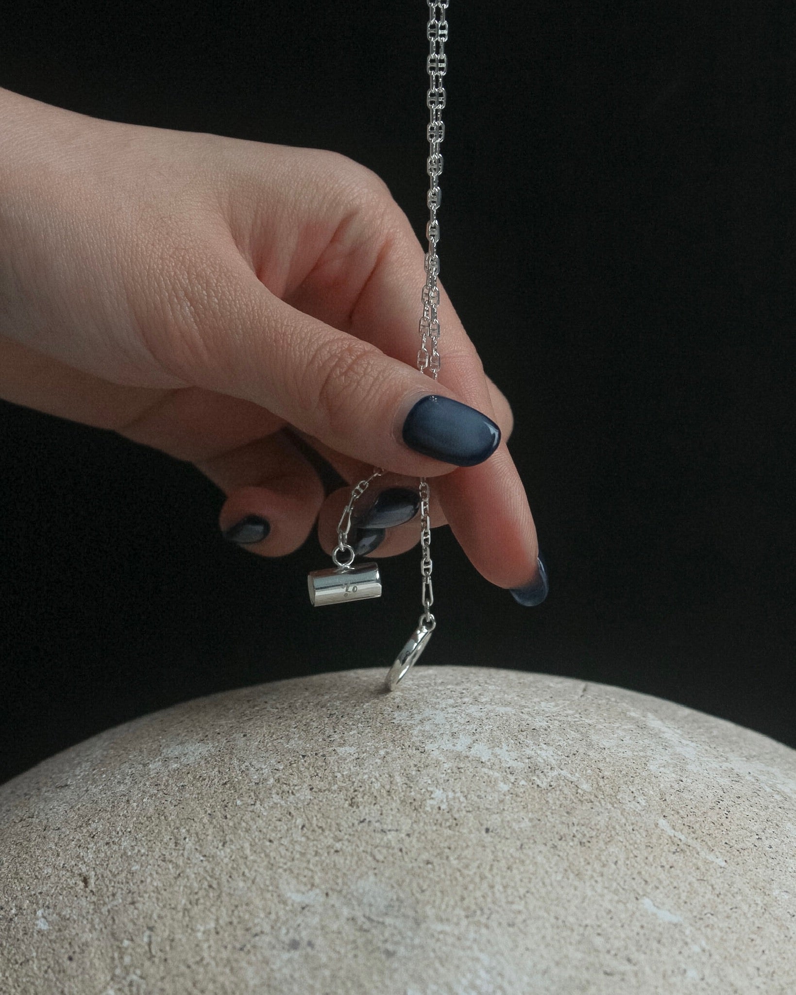 O Series — NECKLACE O00