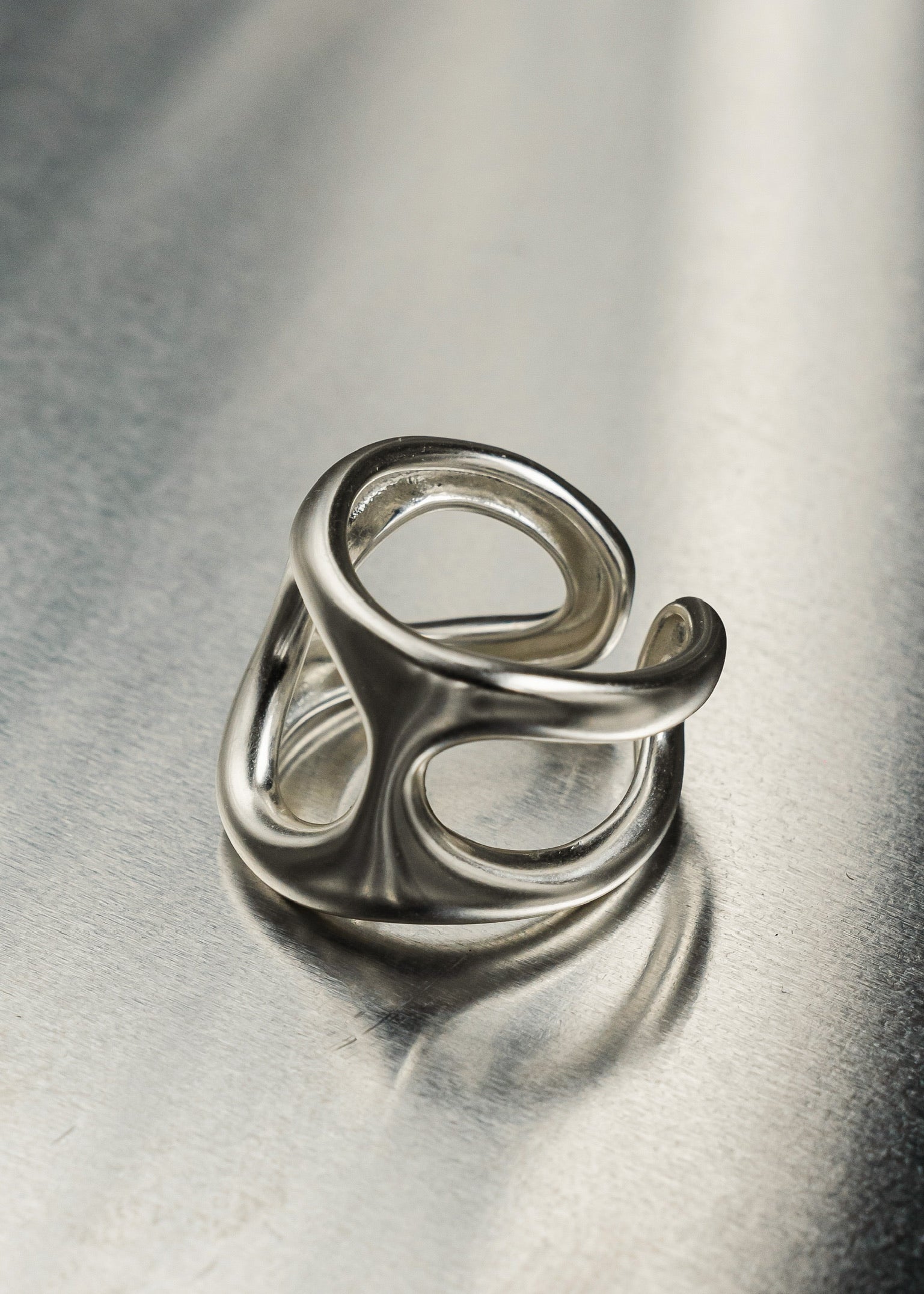 Ring B24